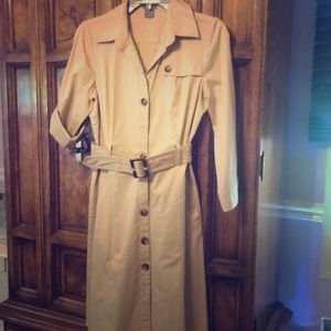 Classic, button down, khaki, knee length dress,